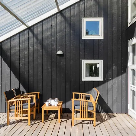 Gorgeous Home In Ebeltoft With Kitchen Holiday home